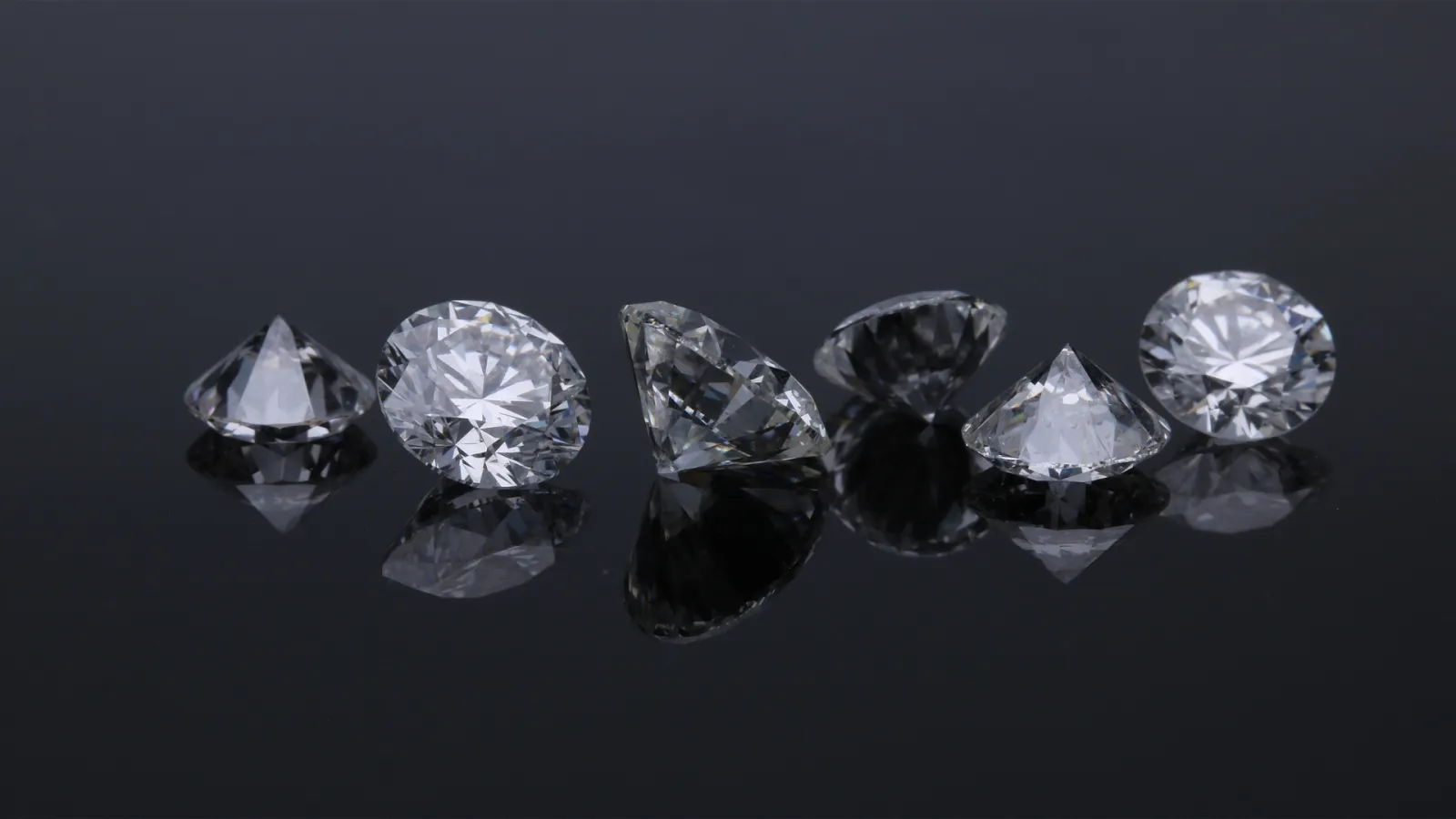 Top Synthetic Diamond Dealers in Surat